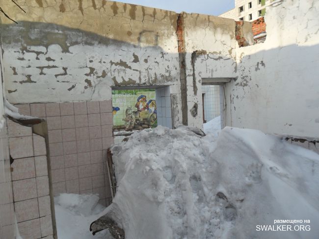 Заброшенная женская больница, Казахстан