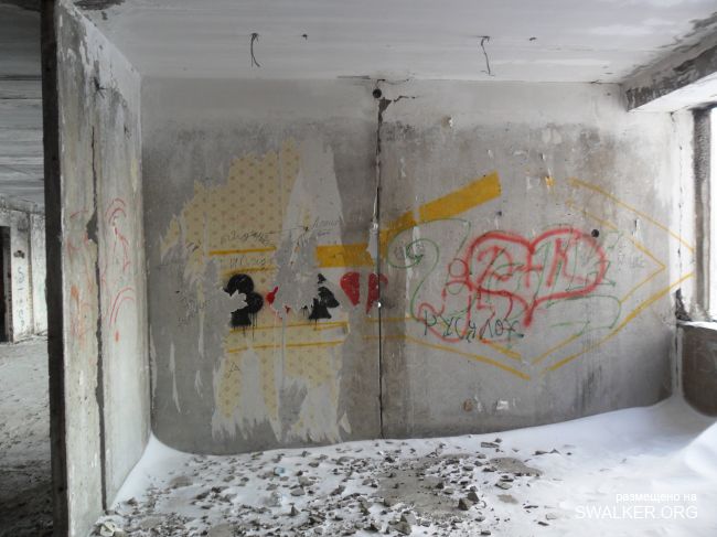 Заброшенная женская больница, Казахстан