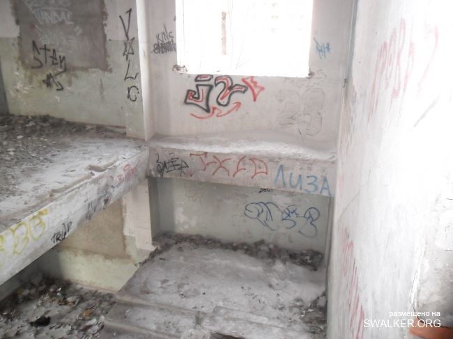 Заброшенная женская больница, Казахстан