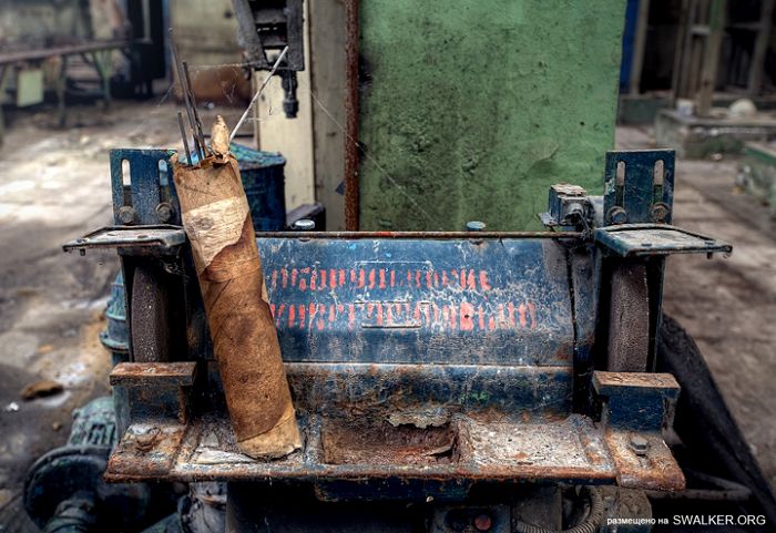 Заброшенные цеха завода "М", Московская область