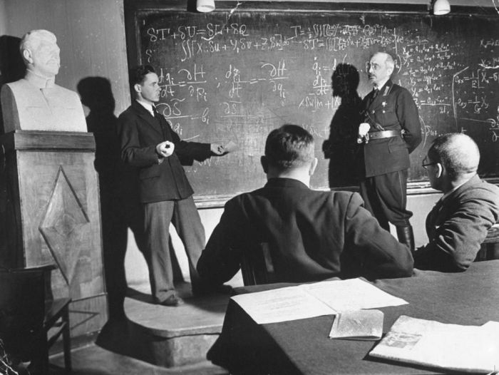 Жизнь в СССР в 30-40-е годы прошлого века