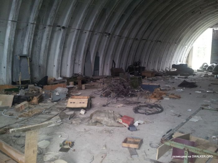 Заброшенные военные ангары