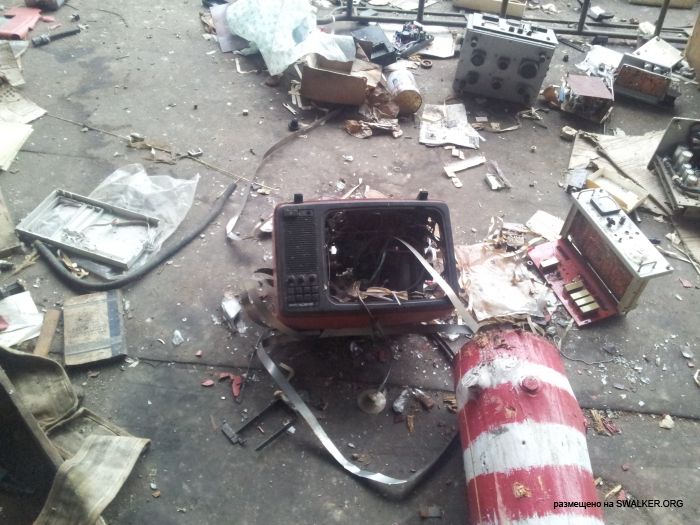 Заброшенные военные ангары