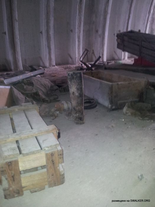 Заброшенные военные ангары