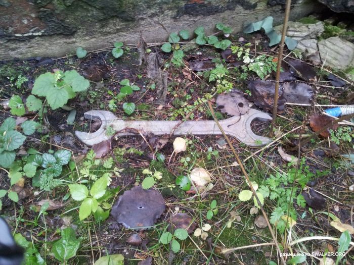 Брошенная военная позиция С-25