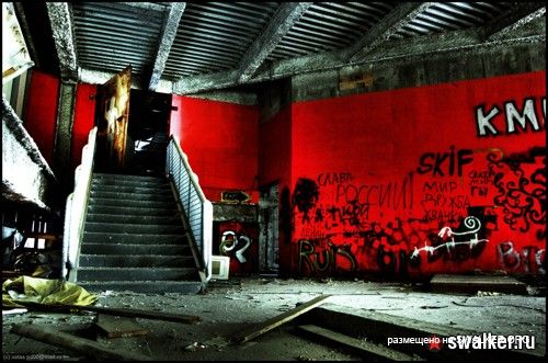 Заброшенный бизнес-центр Синий Кристалл (версия 2), Москва Заброшенный бизнес-центр Синий Кристалл (версия 2), Москва