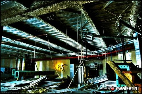 Заброшенный бизнес-центр Синий Кристалл (версия 2), Москва Заброшенный бизнес-центр Синий Кристалл (версия 2), Москва