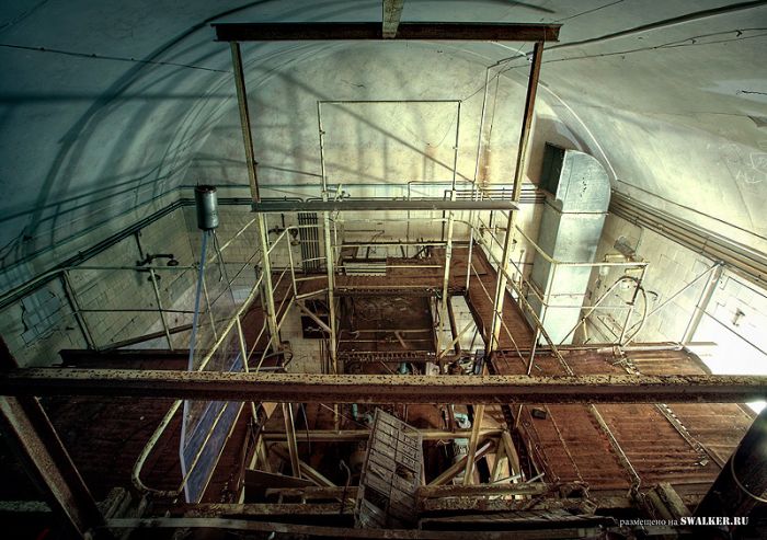 Подземная лаборатория