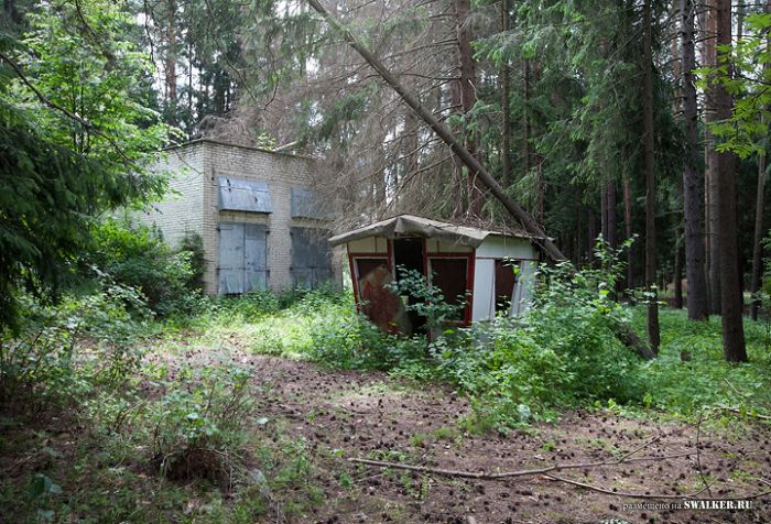 Заброшенный пионерлагерь РОМАШКА