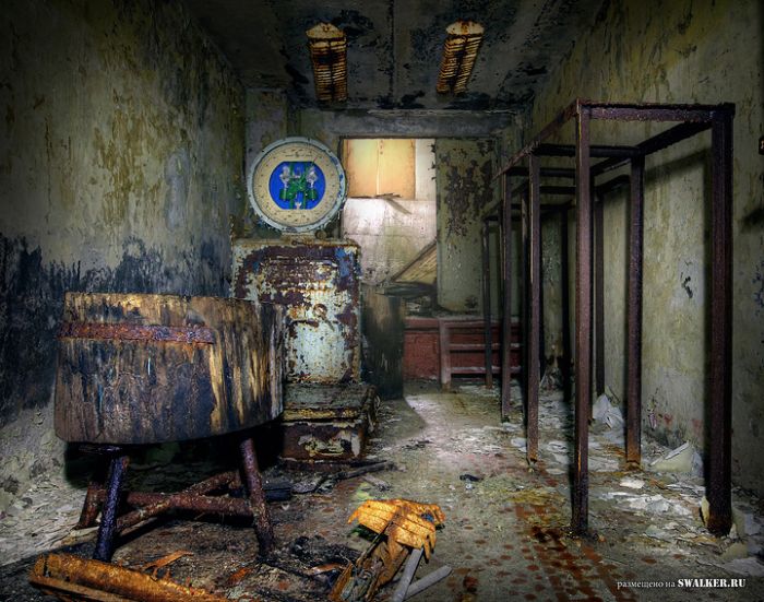 Заброшенный пионерлагерь РОМАШКА