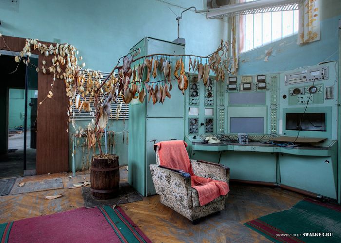 Заброшенный Радио Центр