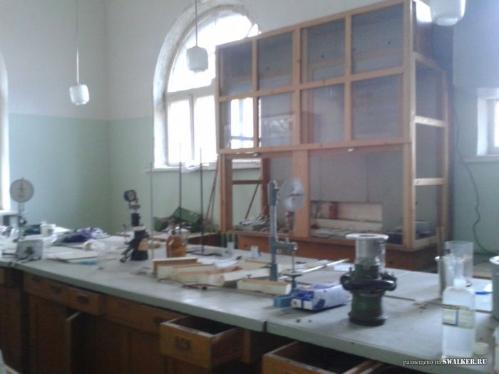 Заброшенный авиационный ВУЗ