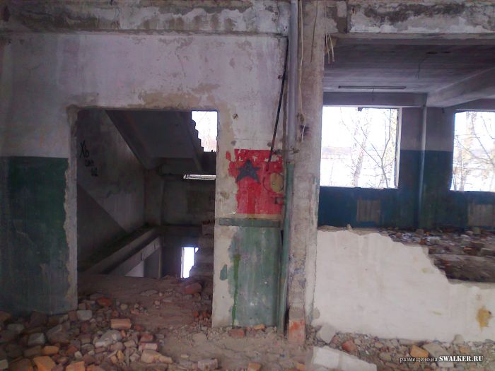 Заброшенное здание, Каменск-Уральский