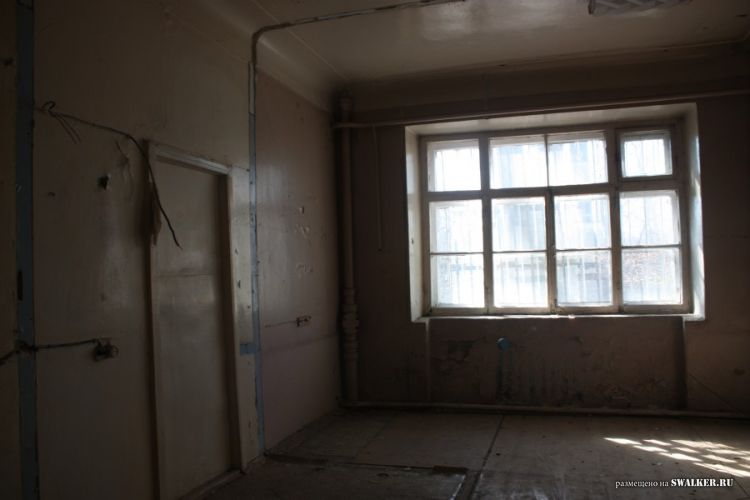 Заброшенный биологический НИИ