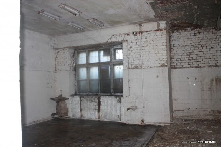 Заброшенный биологический НИИ