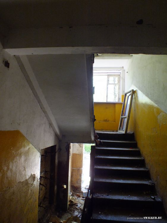 Заброшенное общежитие и столовая, Воронежская область