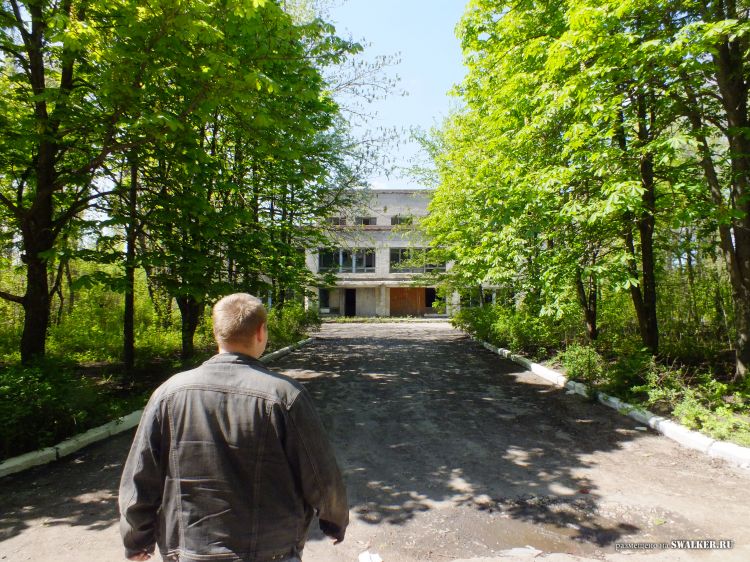 Заброшенное общежитие и столовая, Воронежская область