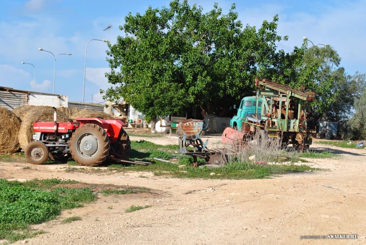 Брошенная техника на Кипре