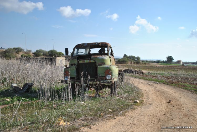 Брошенная техника на Кипре