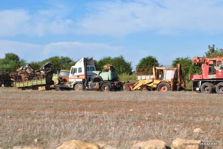 Брошенная техника на Кипре