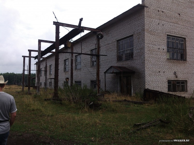 Полузаброшенный поселок, Костромская область