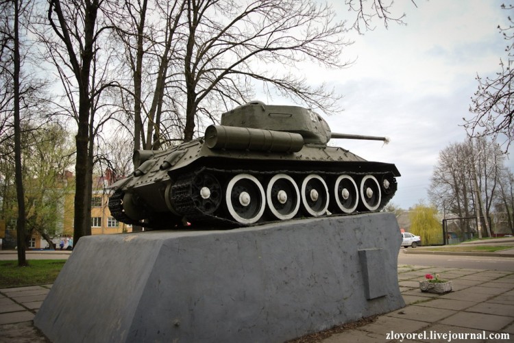Танки-памятники, Смоленская область
