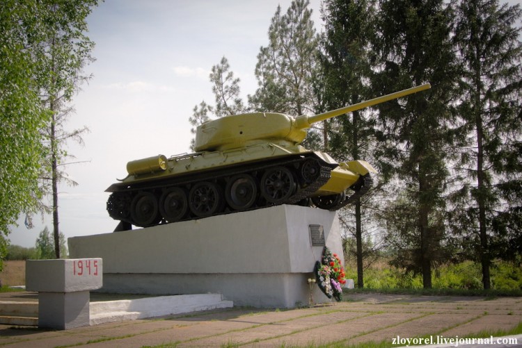 Танки-памятники, Смоленская область