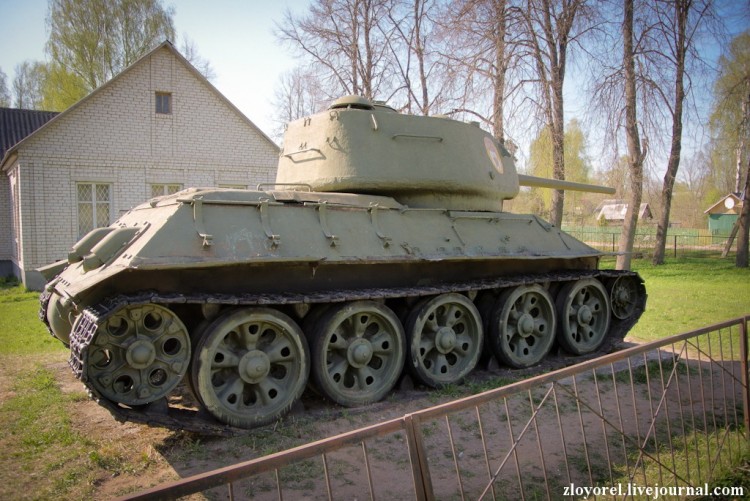 Танки-памятники, Смоленская область