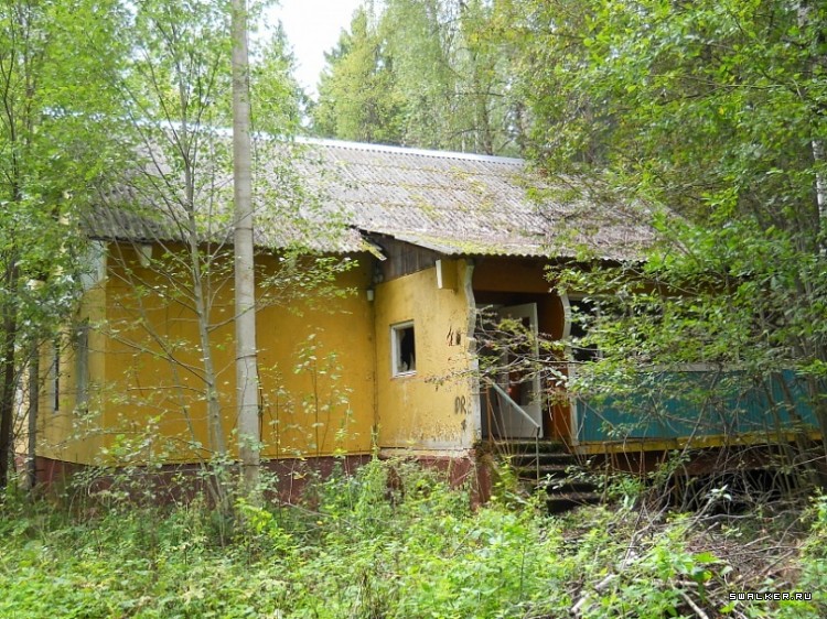 Заброшенный пионерлагерь Буревестник