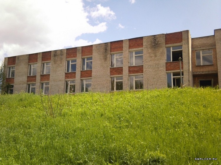 Маштабный заброшенный пионерлагерь