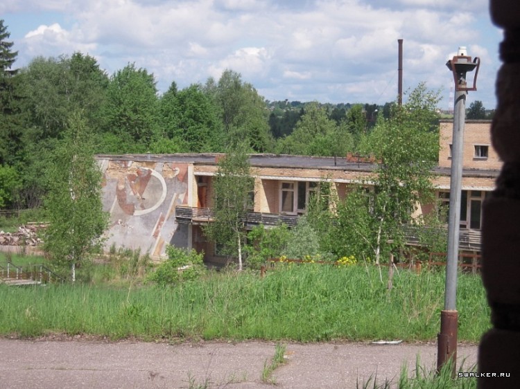 Маштабный заброшенный пионерлагерь