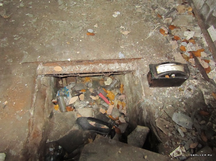 Почти брошенное железнодорожное депо, Московская область