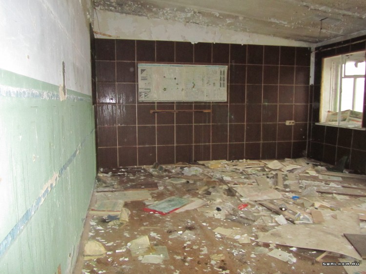 Почти брошенное железнодорожное депо, Московская область