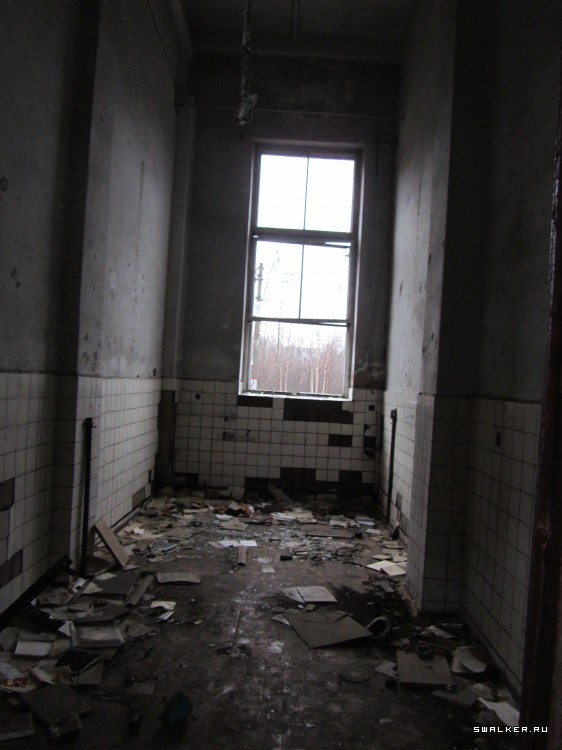 Почти брошенное железнодорожное депо, Московская область