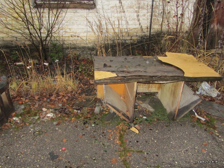 Почти брошенное железнодорожное депо, Московская область