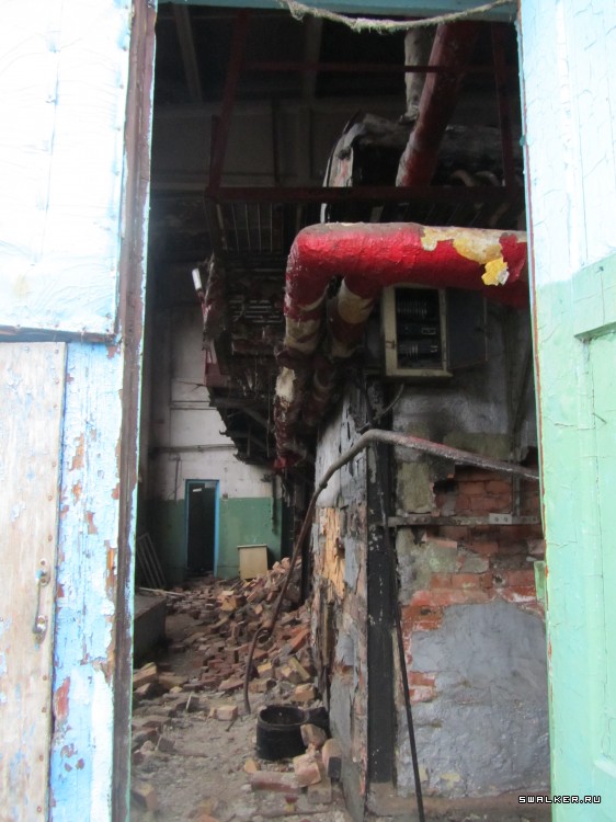 Почти брошенное железнодорожное депо, Московская область