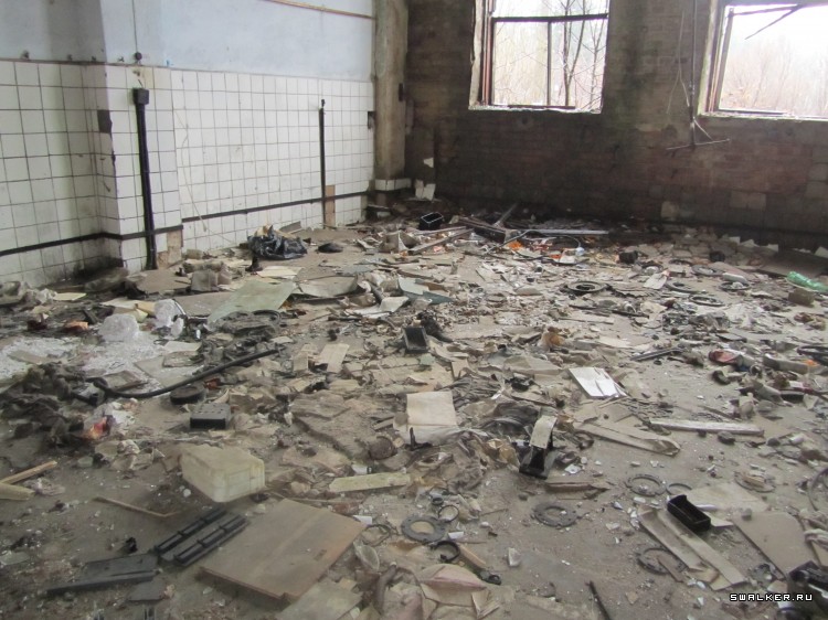 Почти брошенное железнодорожное депо, Московская область