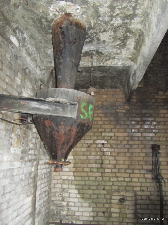 Почти брошенное железнодорожное депо, Московская область