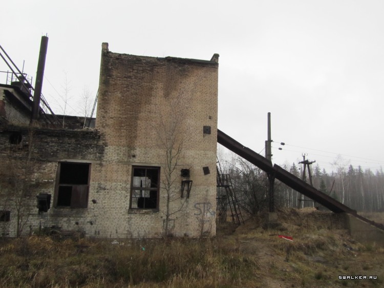 Почти брошенное железнодорожное депо, Московская область