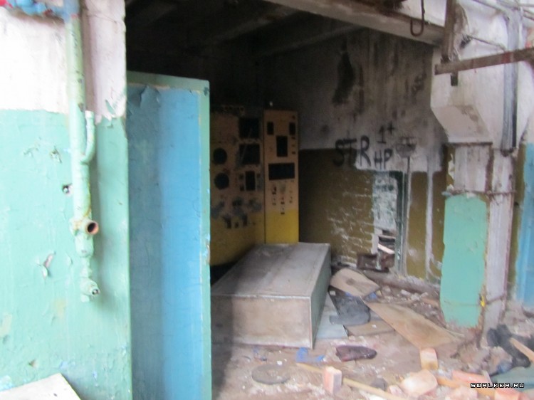 Почти брошенное железнодорожное депо, Московская область