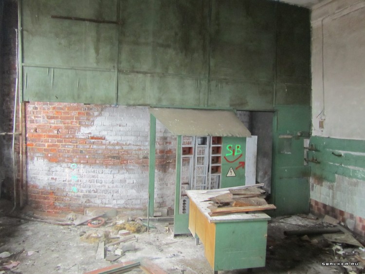 Почти брошенное железнодорожное депо, Московская область