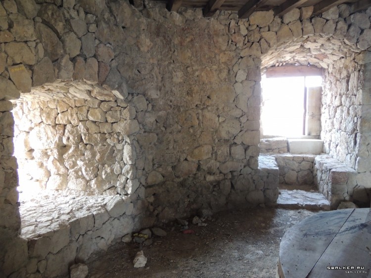 Крым, Россия (Октябрь 2014)