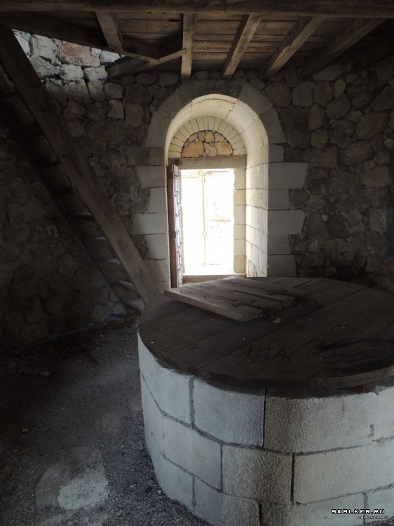 Крым, Россия (Октябрь 2014)