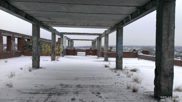 Брошенное недостроенное здание, Московская область