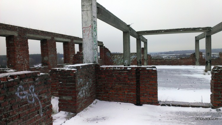 Брошенное недостроенное здание, Московская область