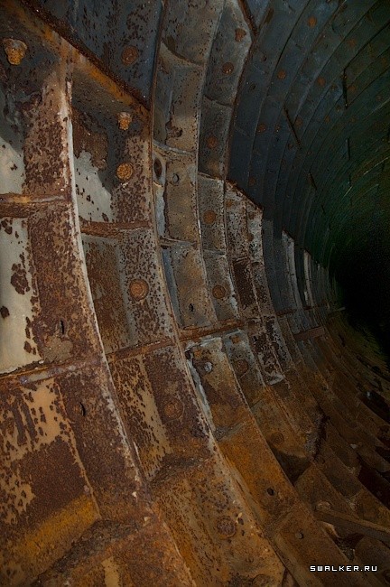 Заброшенное метро посреди леса