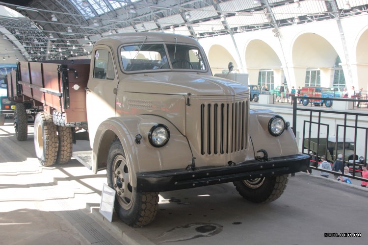 ВДНХ осень 2014 г. Выставка "Автомобилестроение СССР"