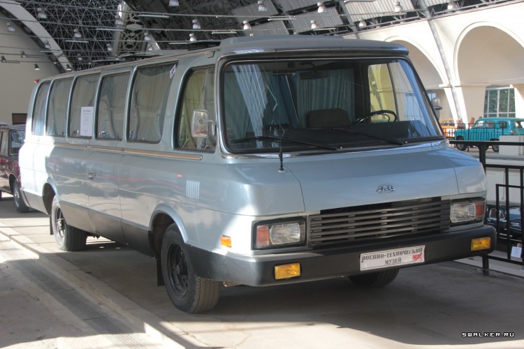 ВДНХ осень 2014 г. Выставка "Автомобилестроение СССР"