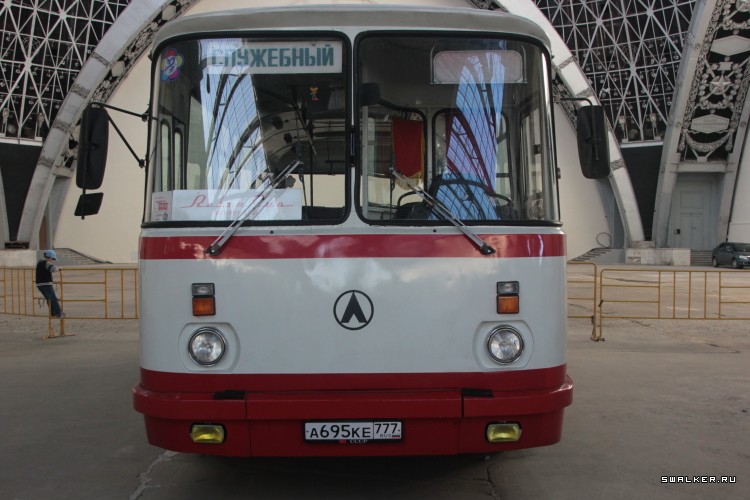 ВДНХ осень 2014 г. Выставка "Автомобилестроение СССР"