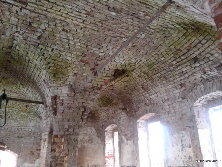 Заброшенная церковь с.Лужок Заброшенная церковь с.Лужок